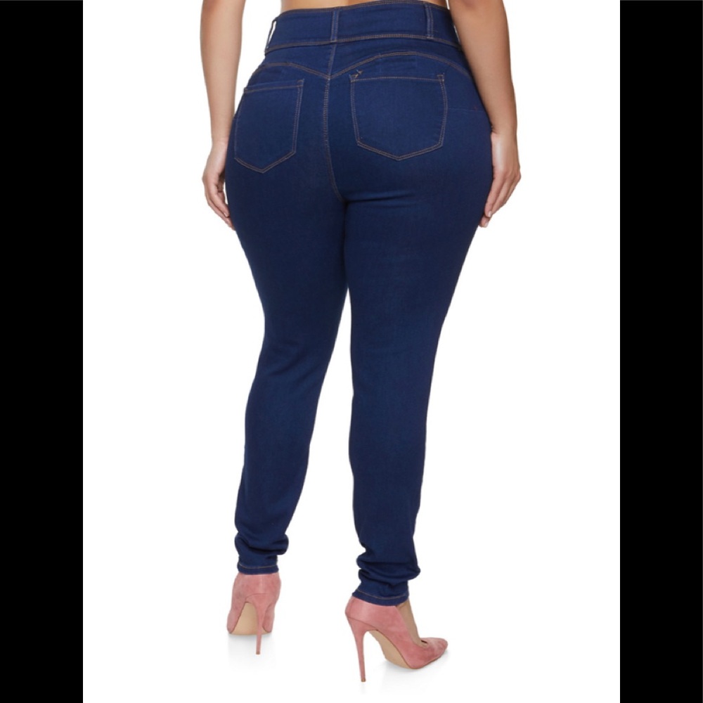 BWT Plus Size Wax Jeans 👖